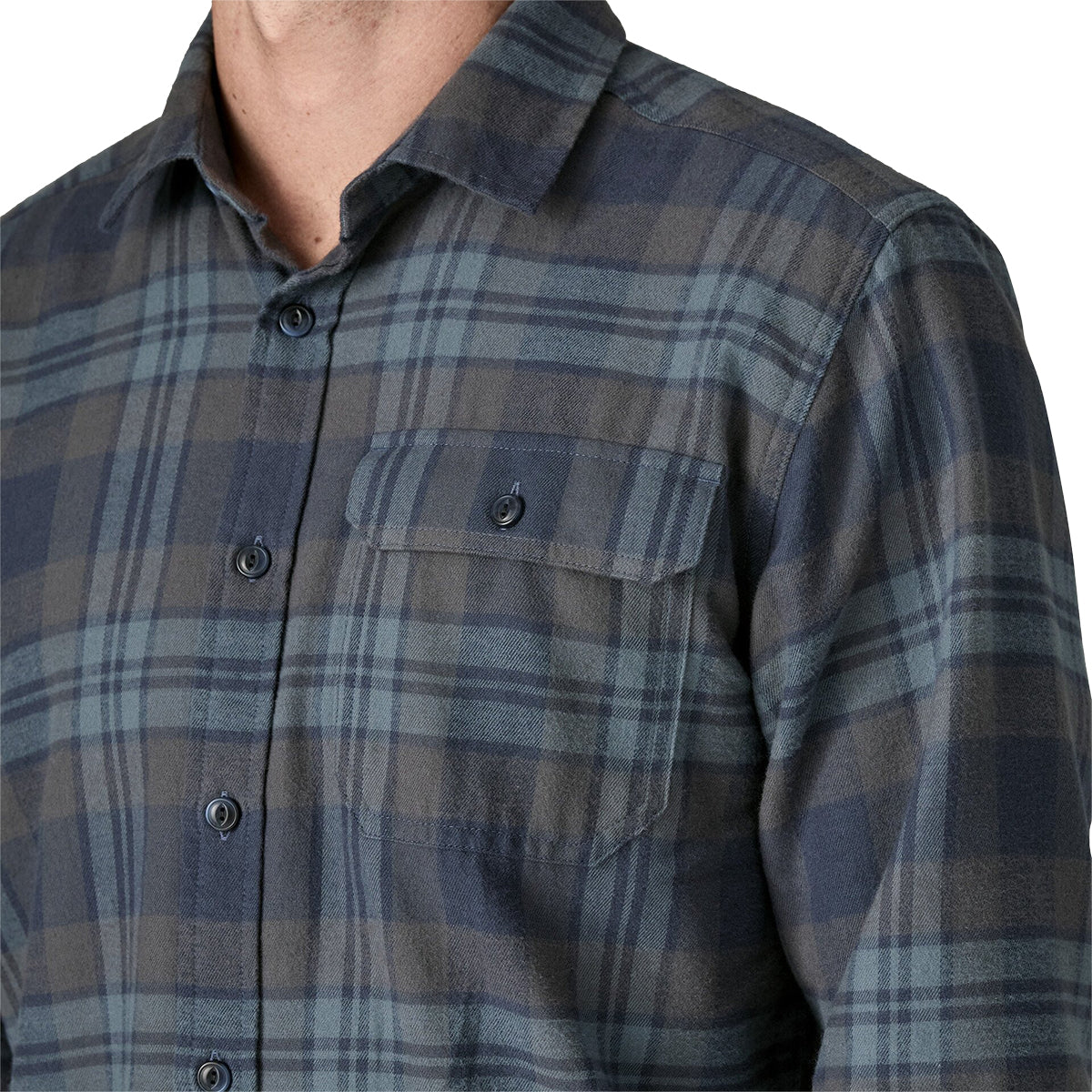 Patagonia Long-Sleeve Cotton in Conversion Fjord Flannel Shirt - Men's | Paw: Smolder Blue