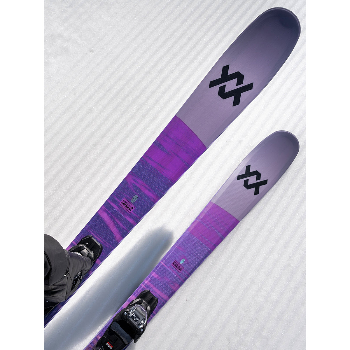 Volkl Blaze 82 Ski with vMotion 10 Binding - Women's | Purple