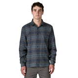 Patagonia Long-Sleeve Cotton in Conversion Fjord Flannel Shirt - Men's  | Paw: Smolder Blue