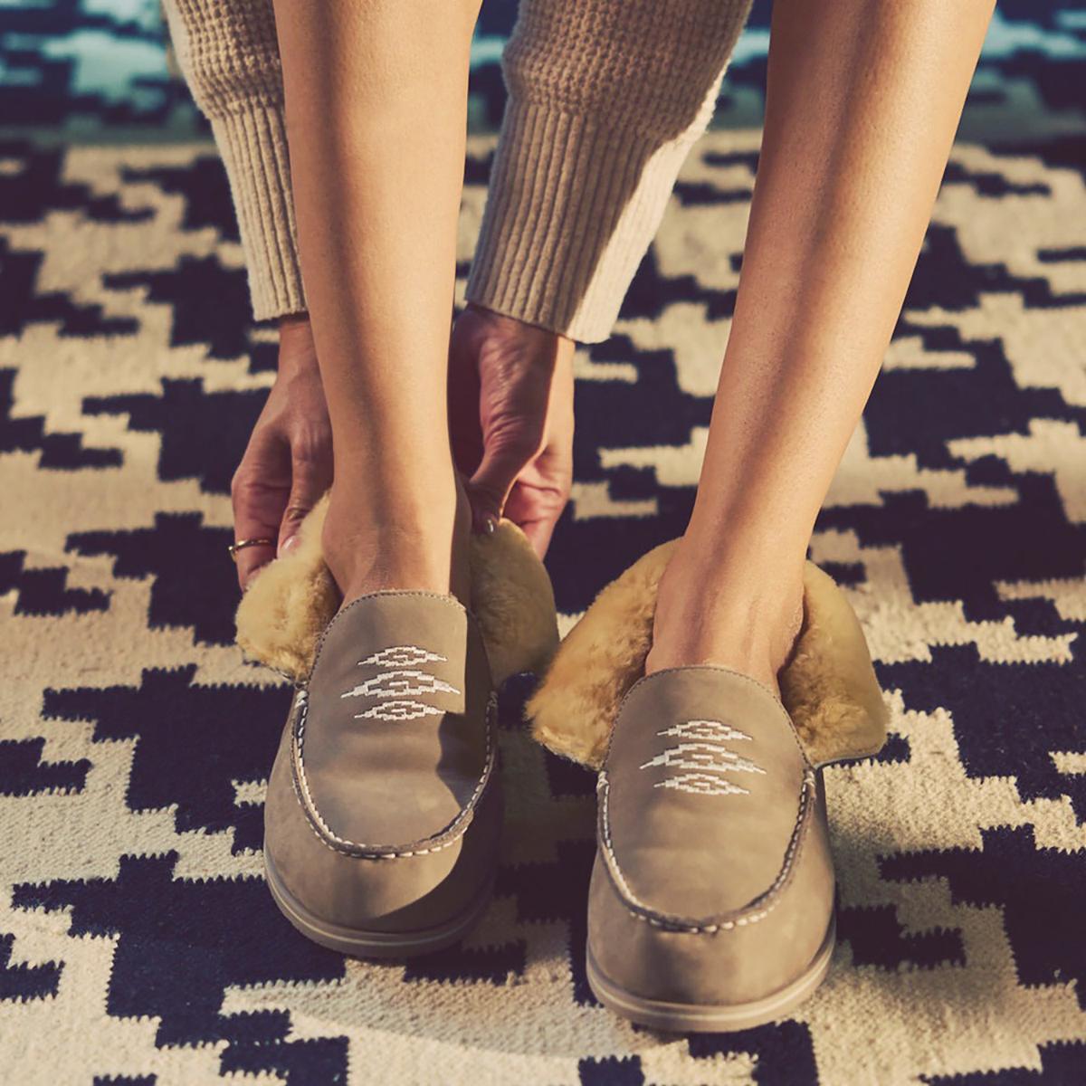 Hari Mari Alta Slipper - Women's  | Storm