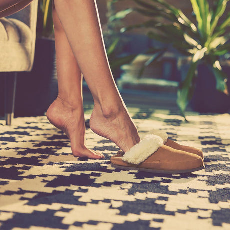 Hari Mari Tia Mule Slipper - Women's  | Tan